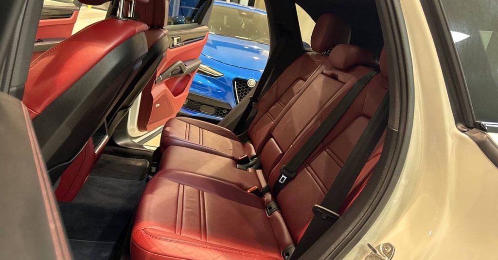 Porsche Cayenne 2021
