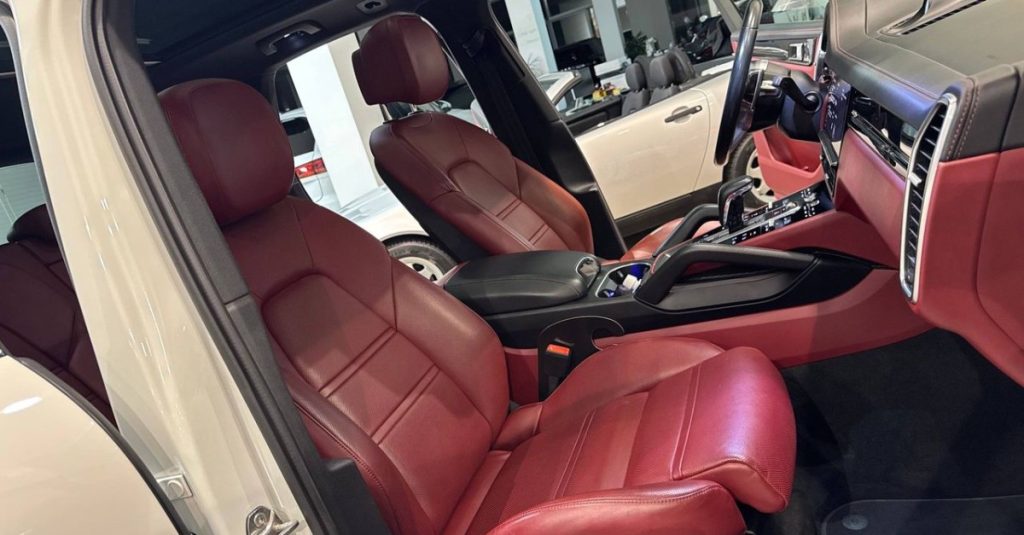 Porsche Cayenne 2021