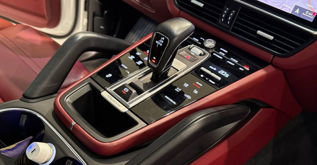 Porsche Cayenne 2021