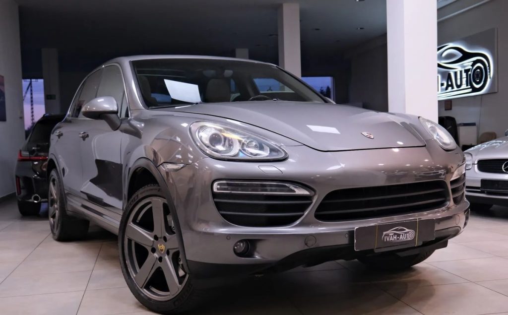 Porsche Cayenne 2011