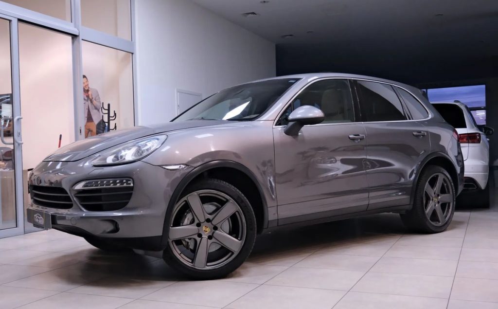 Porsche Cayenne 2011