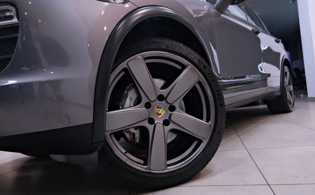 Porsche Cayenne 2011