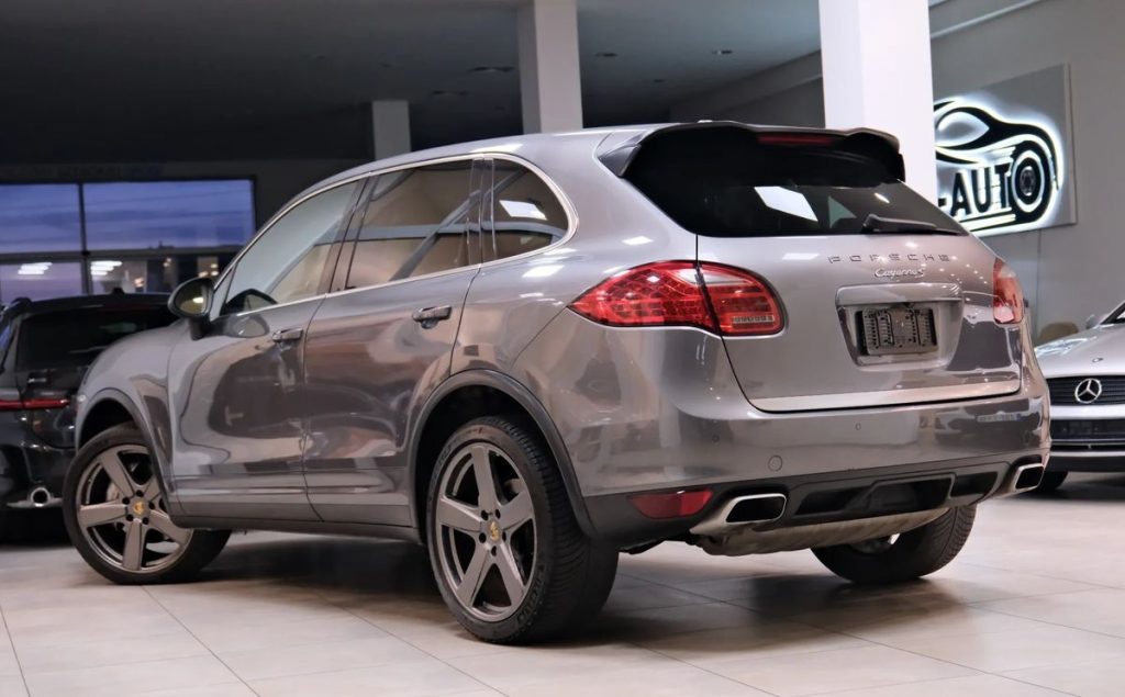 Porsche Cayenne 2011
