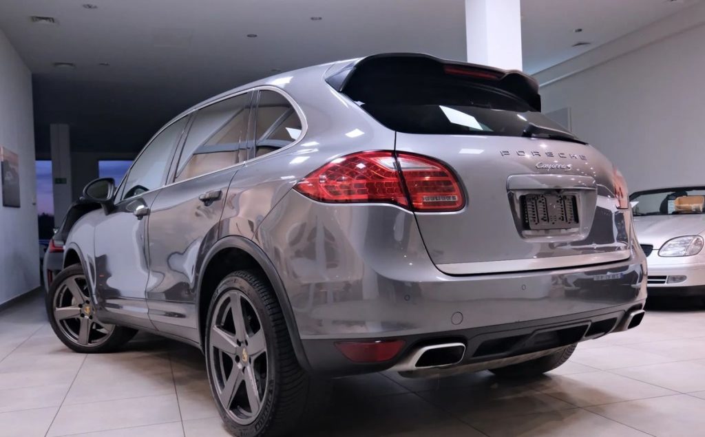 Porsche Cayenne 2011