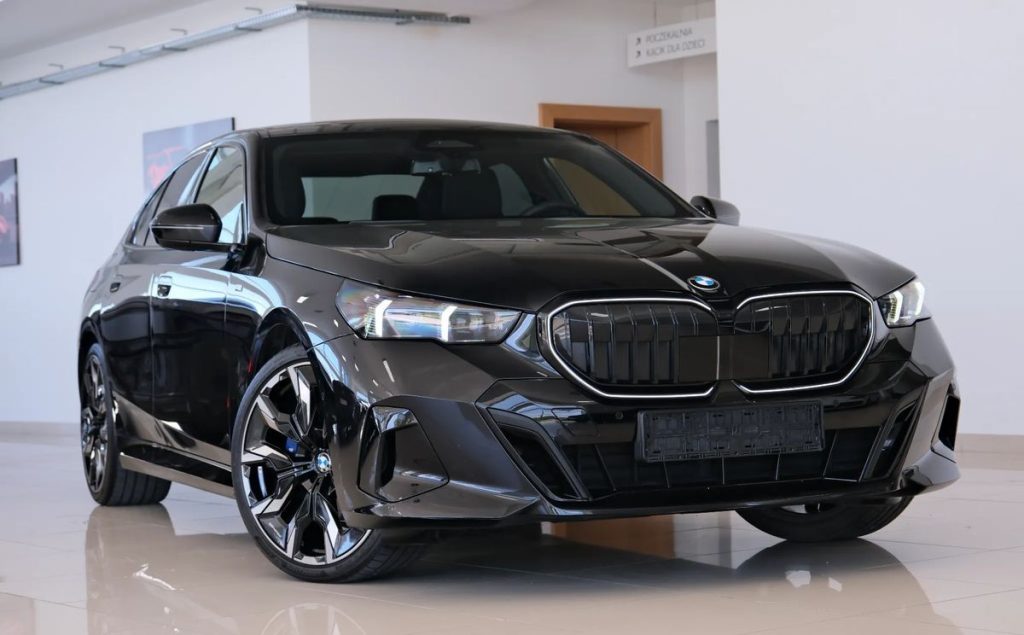 BMW 5 2025
