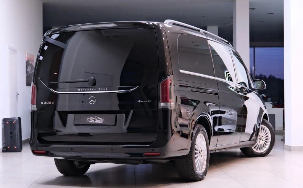 Mercedes-Benz V 2024