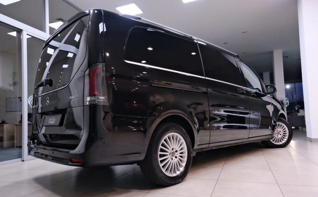 Mercedes-Benz V 2024