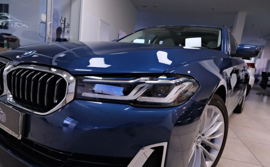 BMW 5 2023