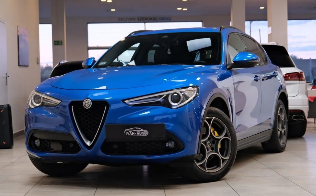 Alfa Romeo Stelvio 2017