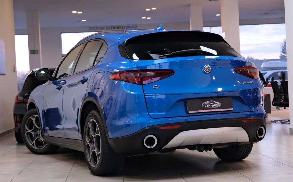 Alfa Romeo Stelvio 2017