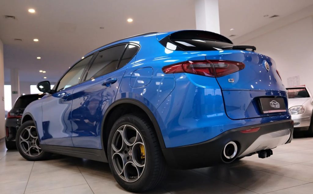 Alfa Romeo Stelvio 2017