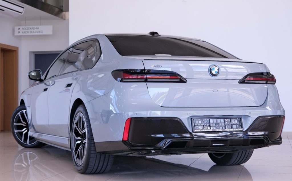 BMW 7 2023