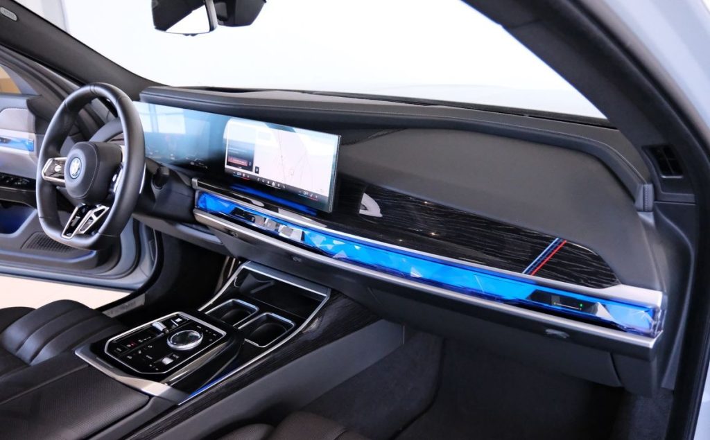 BMW 7 2023