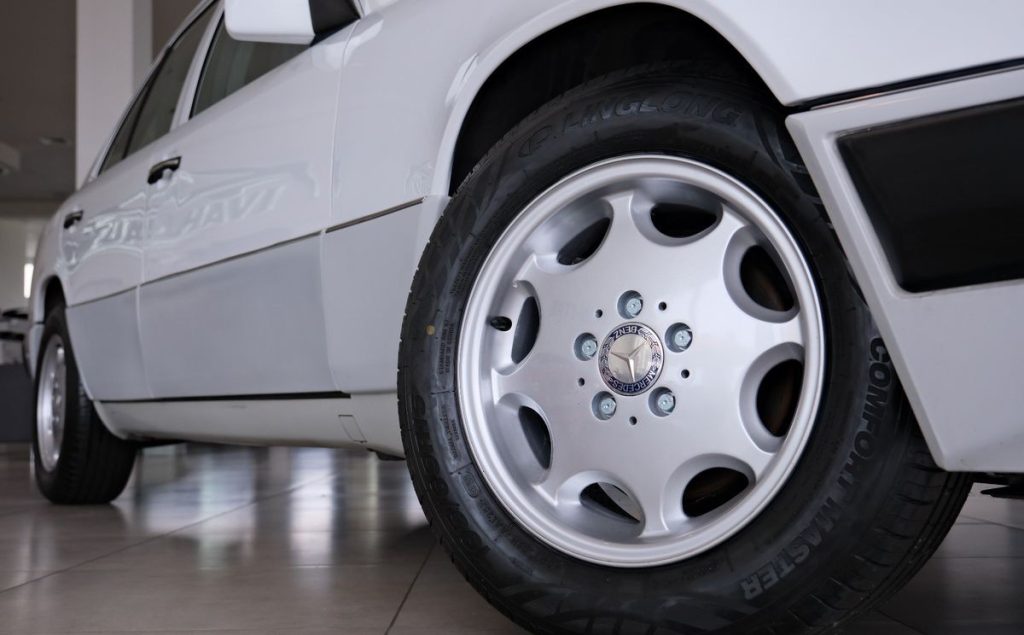 Mercedes-Benz  1991