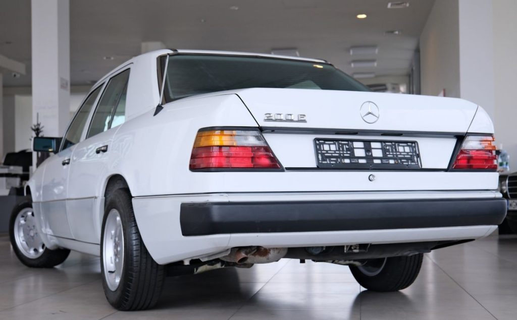 Mercedes-Benz  1991