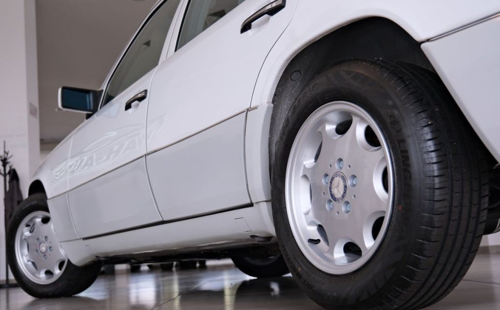 Mercedes-Benz  1991
