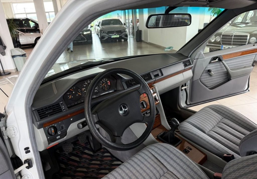Mercedes-Benz  1991
