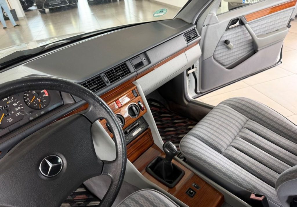 Mercedes-Benz  1991