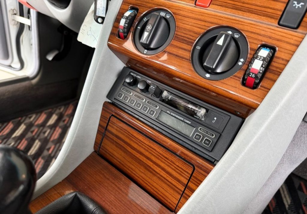 Mercedes-Benz  1991