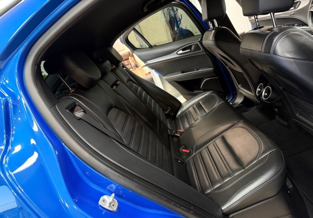 Alfa Romeo Stelvio 2017