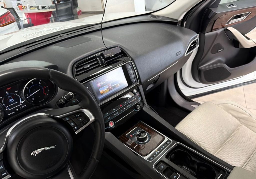Jaguar F-Pace 2018
