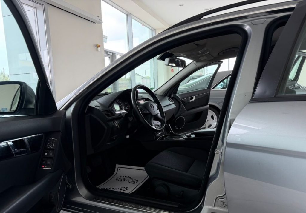 Mercedes-Benz C 2008