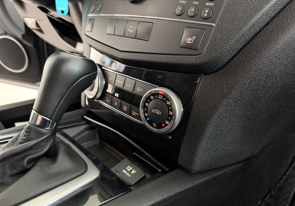 Mercedes-Benz C 2008