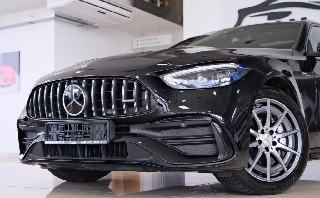 Mercedes-Benz C 2025