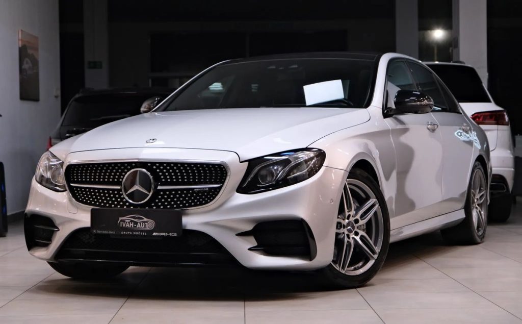 Mercedes-Benz E 2016