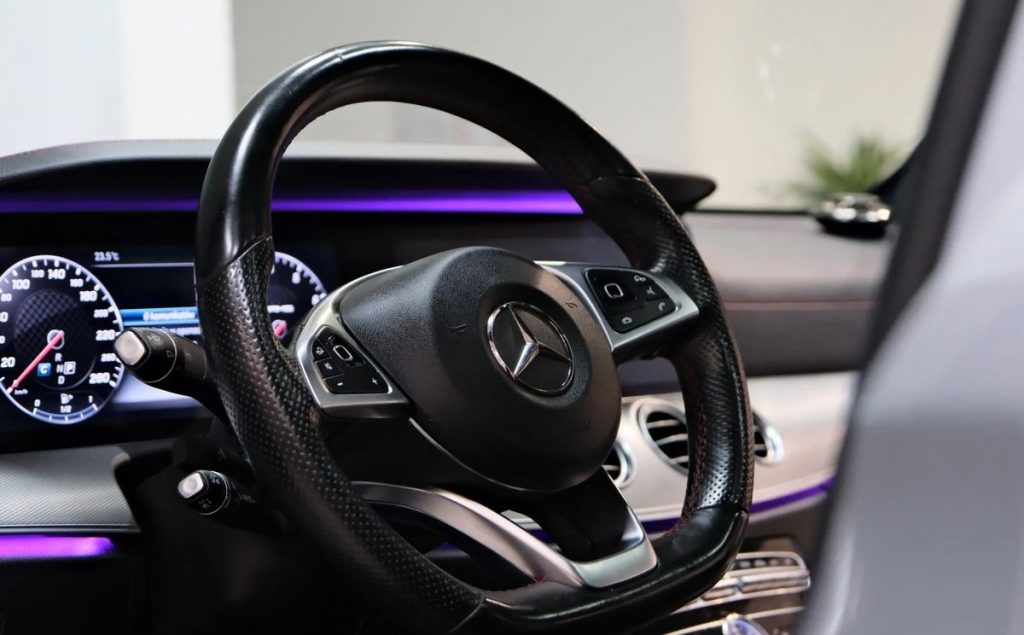 Mercedes-Benz E 2016