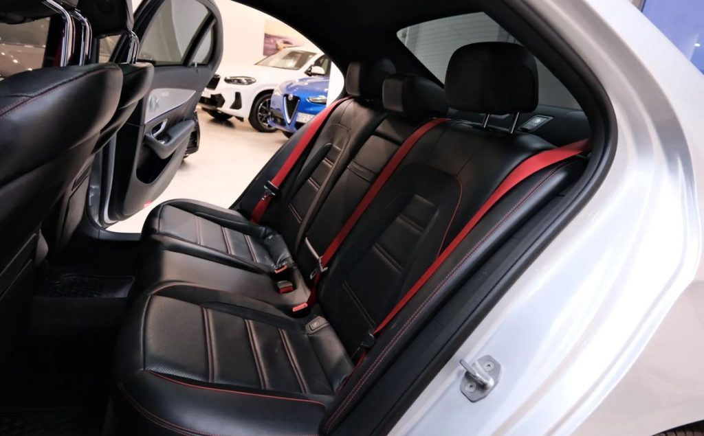Mercedes-Benz E 2016