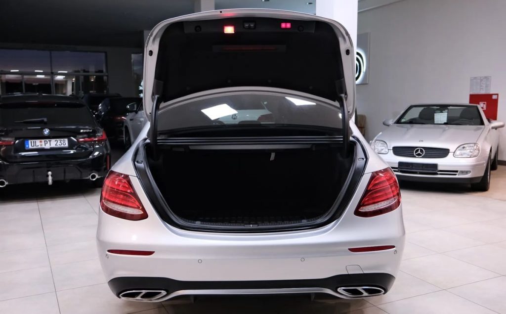 Mercedes-Benz E 2016