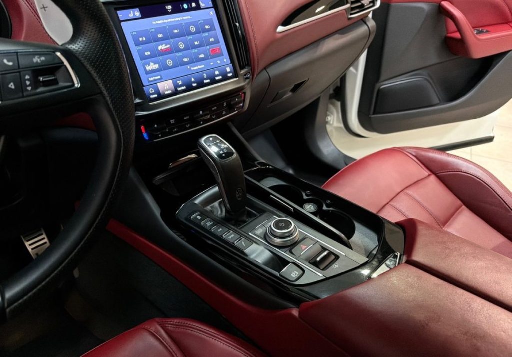 Maserati Levante 2021