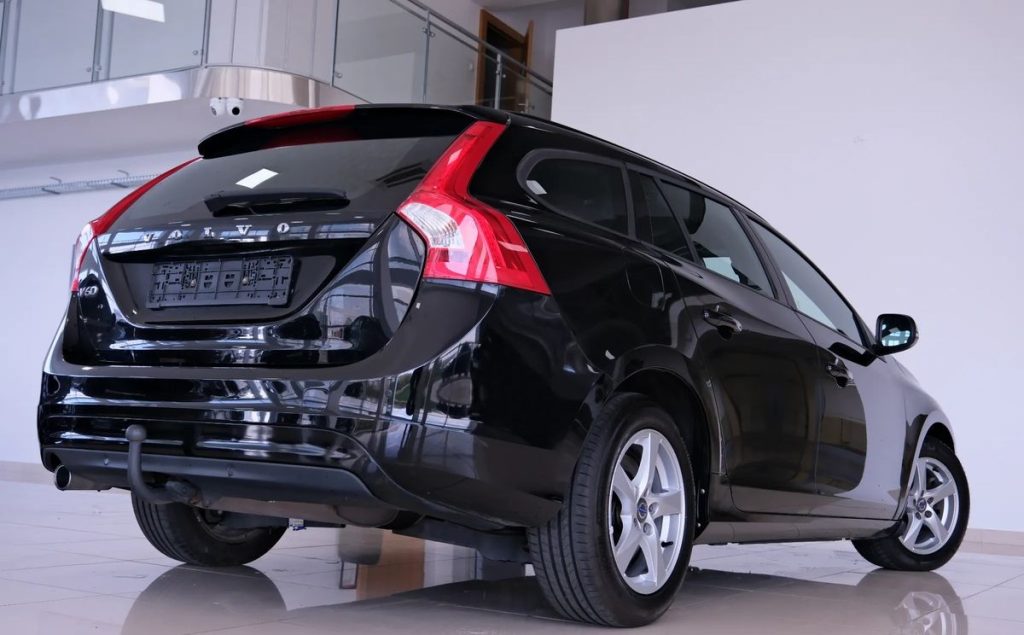 Volvo V60 2015