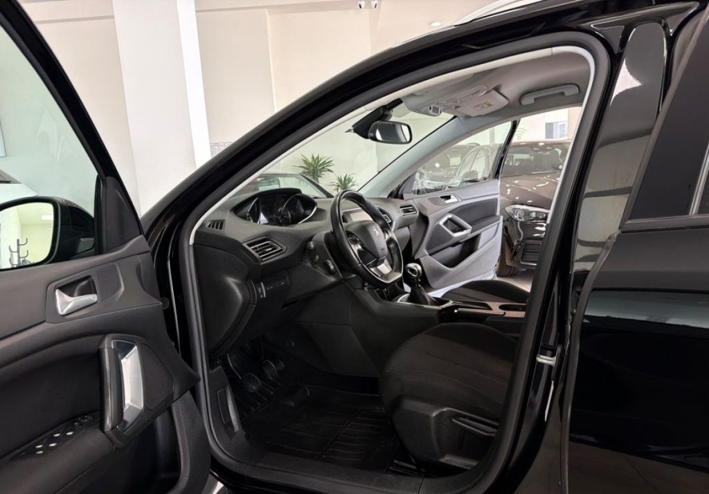 Peugeot 308 2017