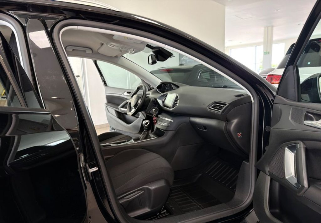 Peugeot 308 2017