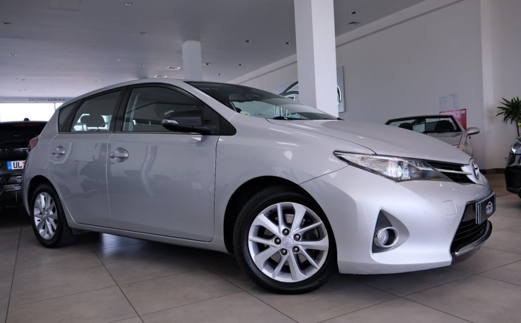 Toyota Auris 2013