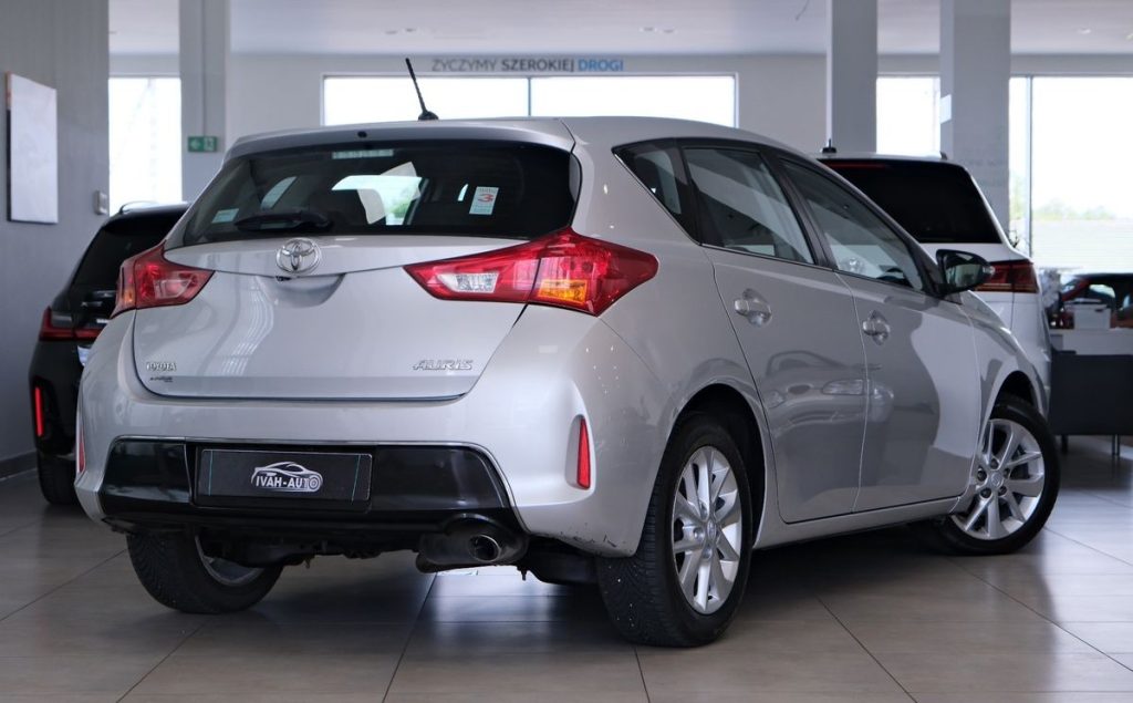 Toyota Auris 2013