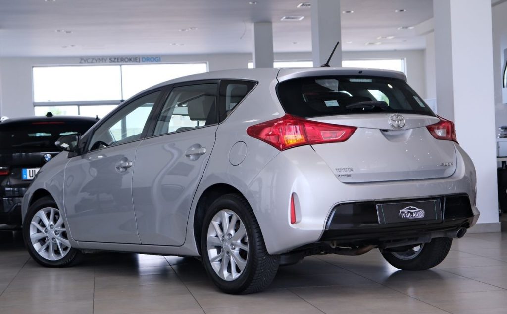 Toyota Auris 2013