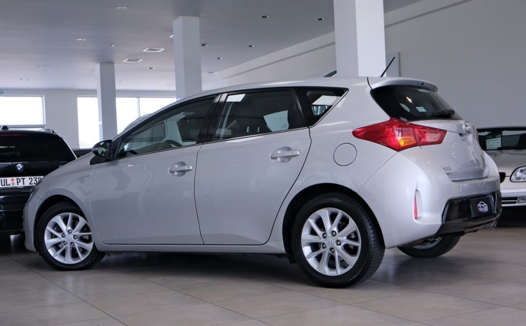 Toyota Auris 2013