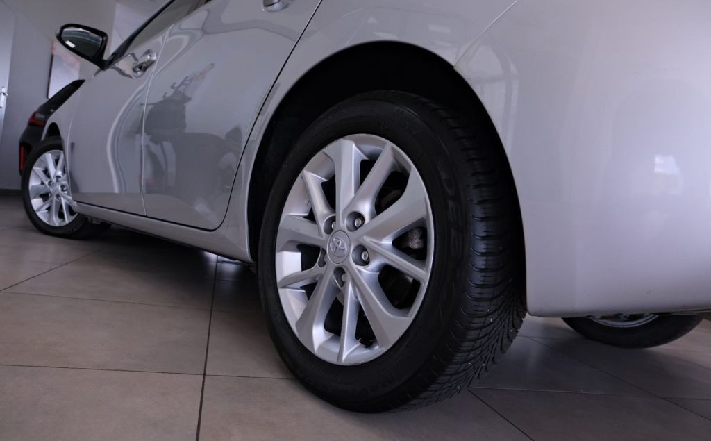 Toyota Auris 2013
