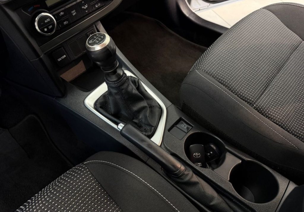 Toyota Auris 2013