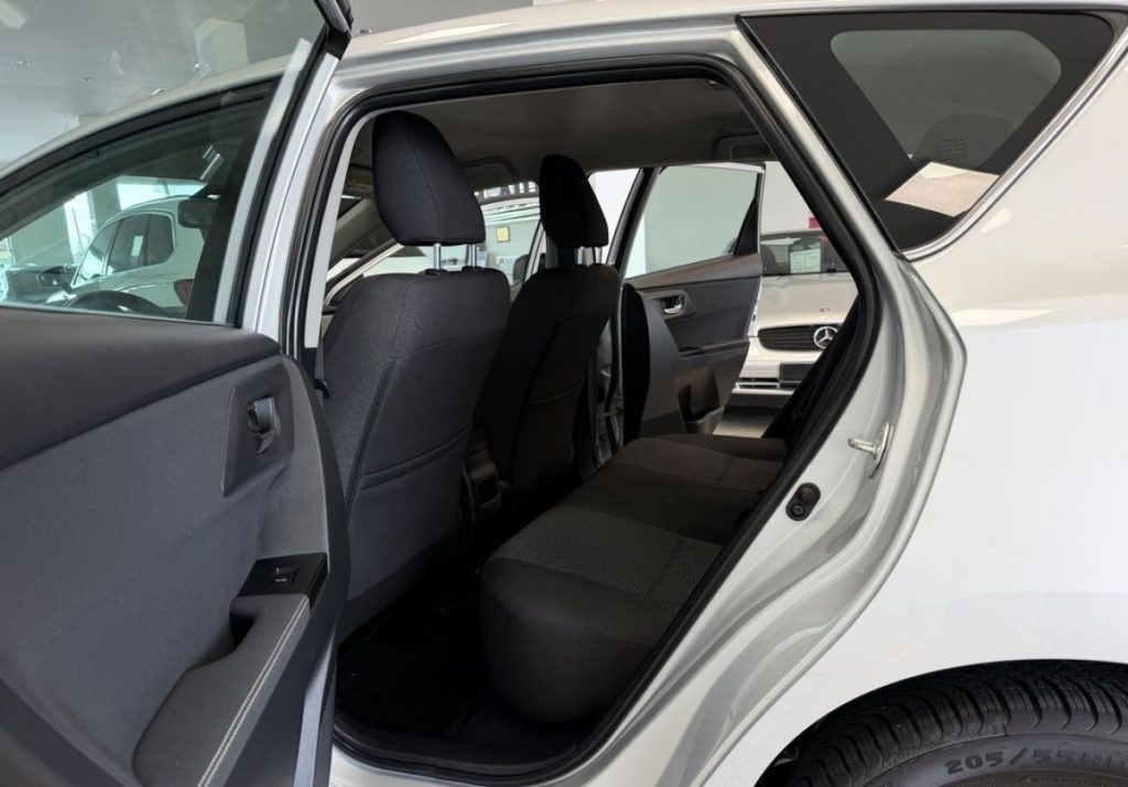 Toyota Auris 2013