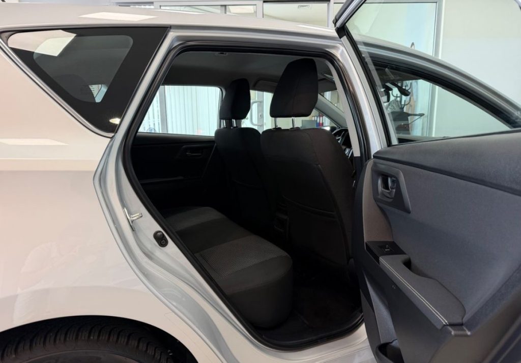 Toyota Auris 2013