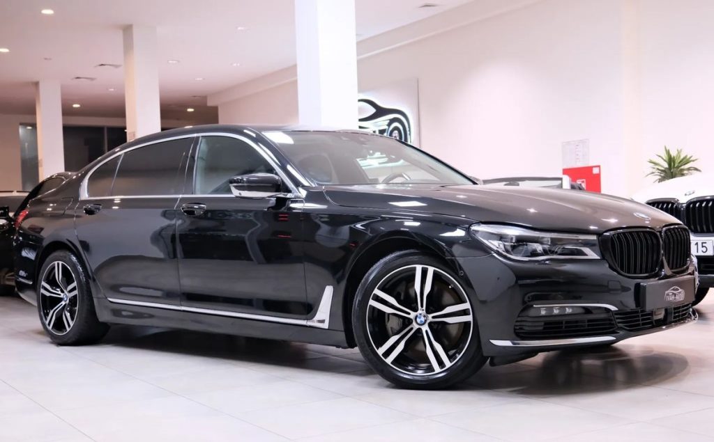 BMW 7 2016