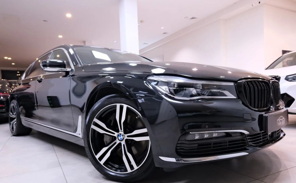 BMW 7 2016