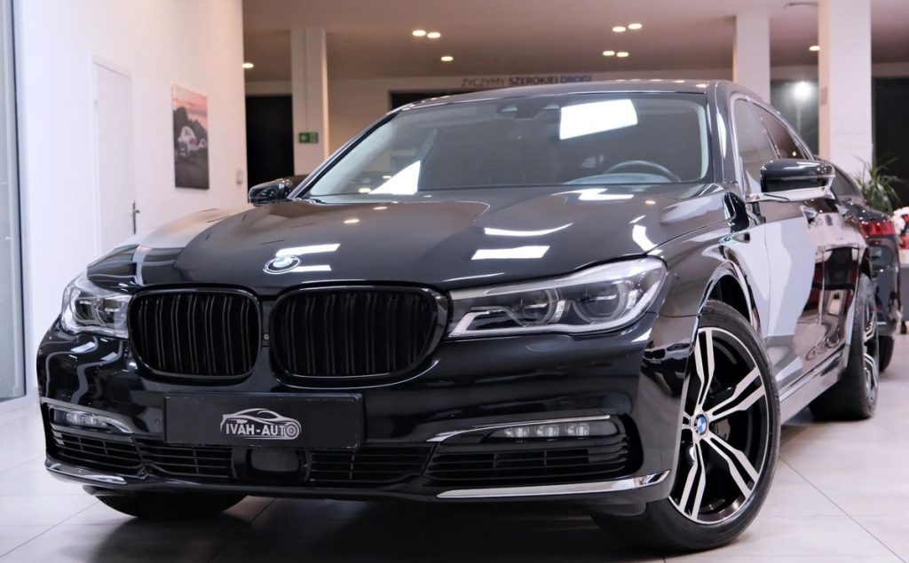BMW 7 2016