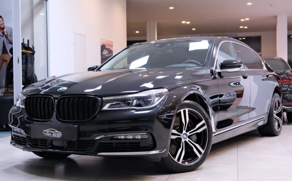 BMW 7 2016