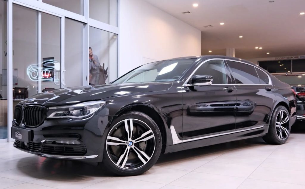 BMW 7 2016
