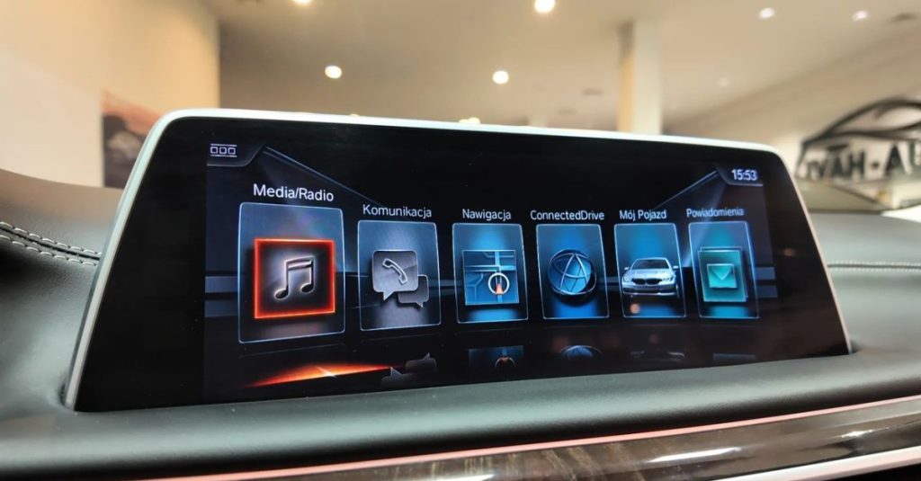 BMW 7 2016